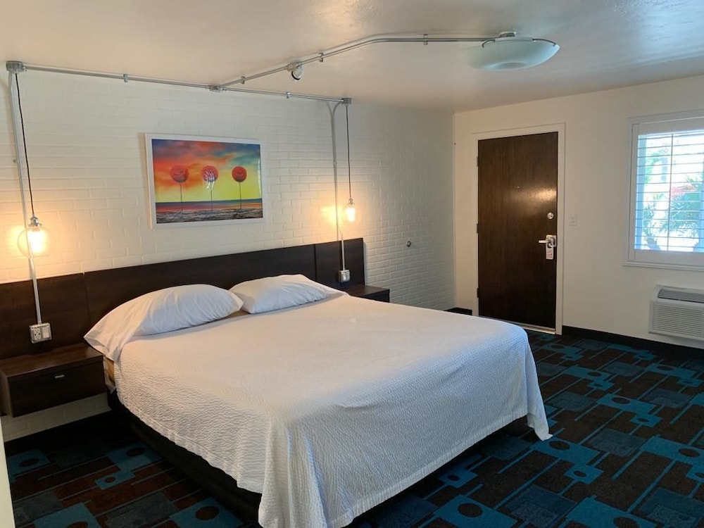 the sands motel