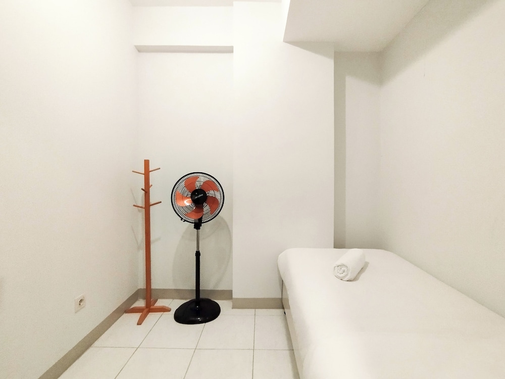comfortable 2br at mekarwangi square cibaduyut apartement