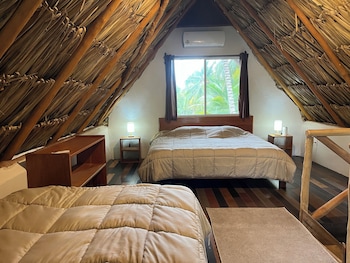 embajada universal by la eufemia group