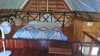 embajada universal by la eufemia group