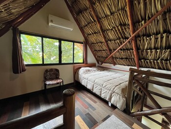 embajada universal by la eufemia group