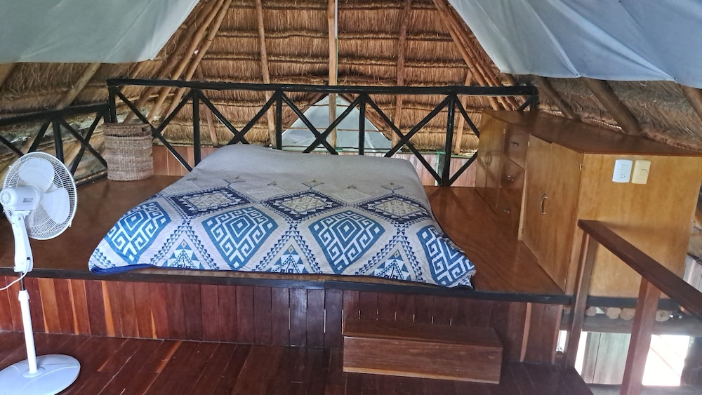 embajada universal by la eufemia group