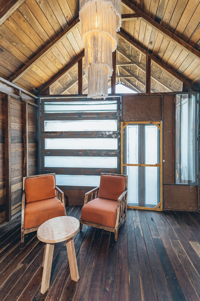 embajada universal by la eufemia group