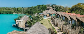 embajada universal by la eufemia group