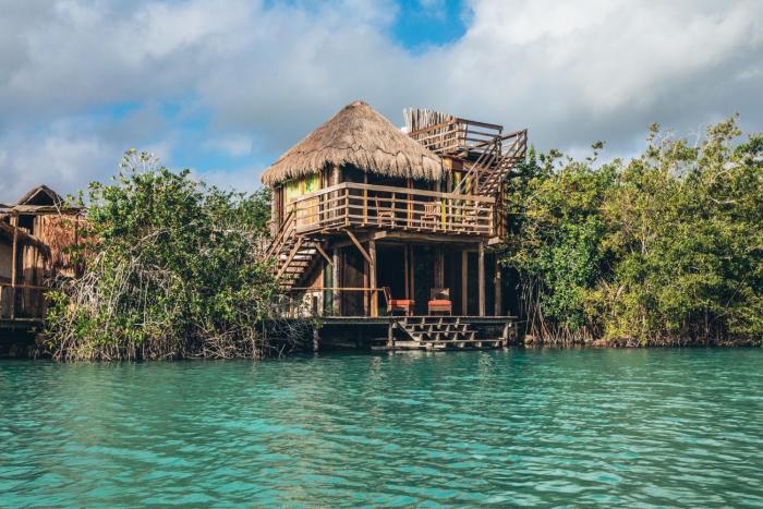 embajada universal by la eufemia group