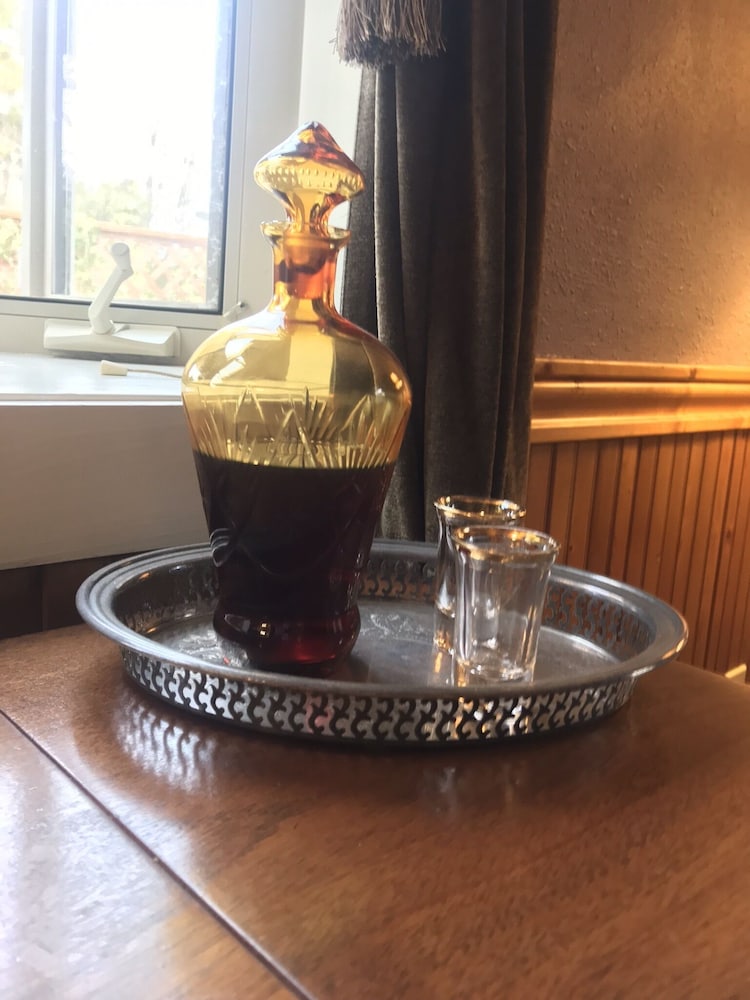 arden forest inn