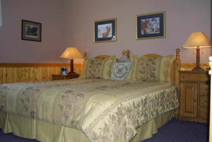 arden forest inn