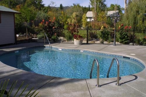 Arden Forest Inn,Medford>>Ashland,4 star