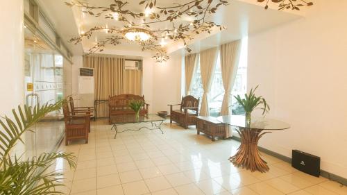 Royal Am Rei Hotel By Reddoorz,Western Visayas>>Bacolod,2 star