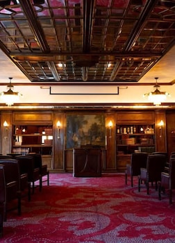 hotel and restaurant infinity