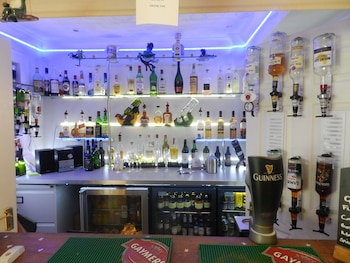 watersedge guest house