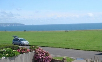 watersedge guest house