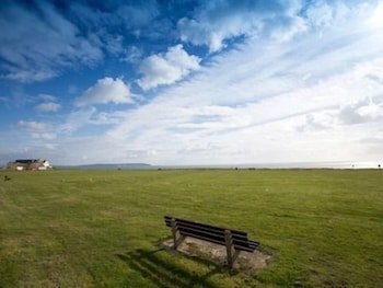 watersedge guest house