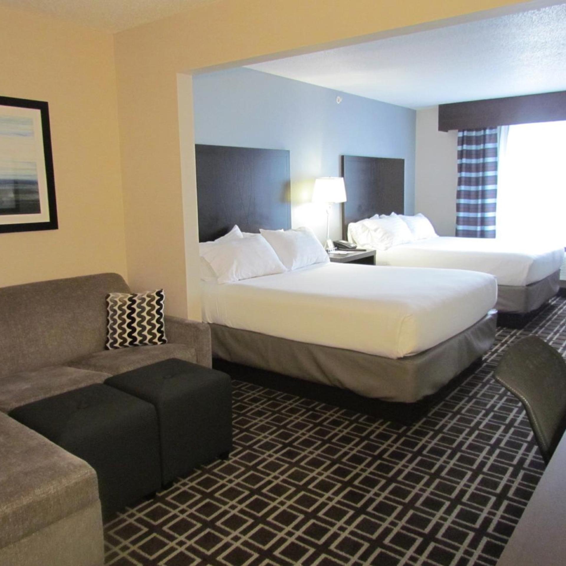 holiday inn express le claire riverfront davenport by ihg