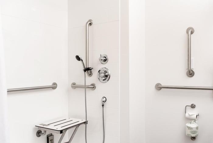 holiday inn express le claire riverfront davenport by ihg