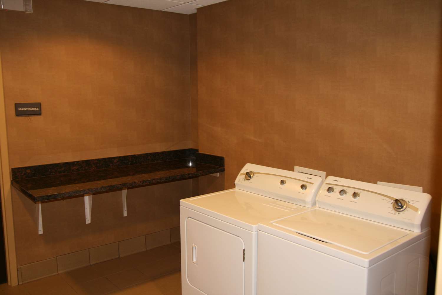 hampton inn and suites lebanon