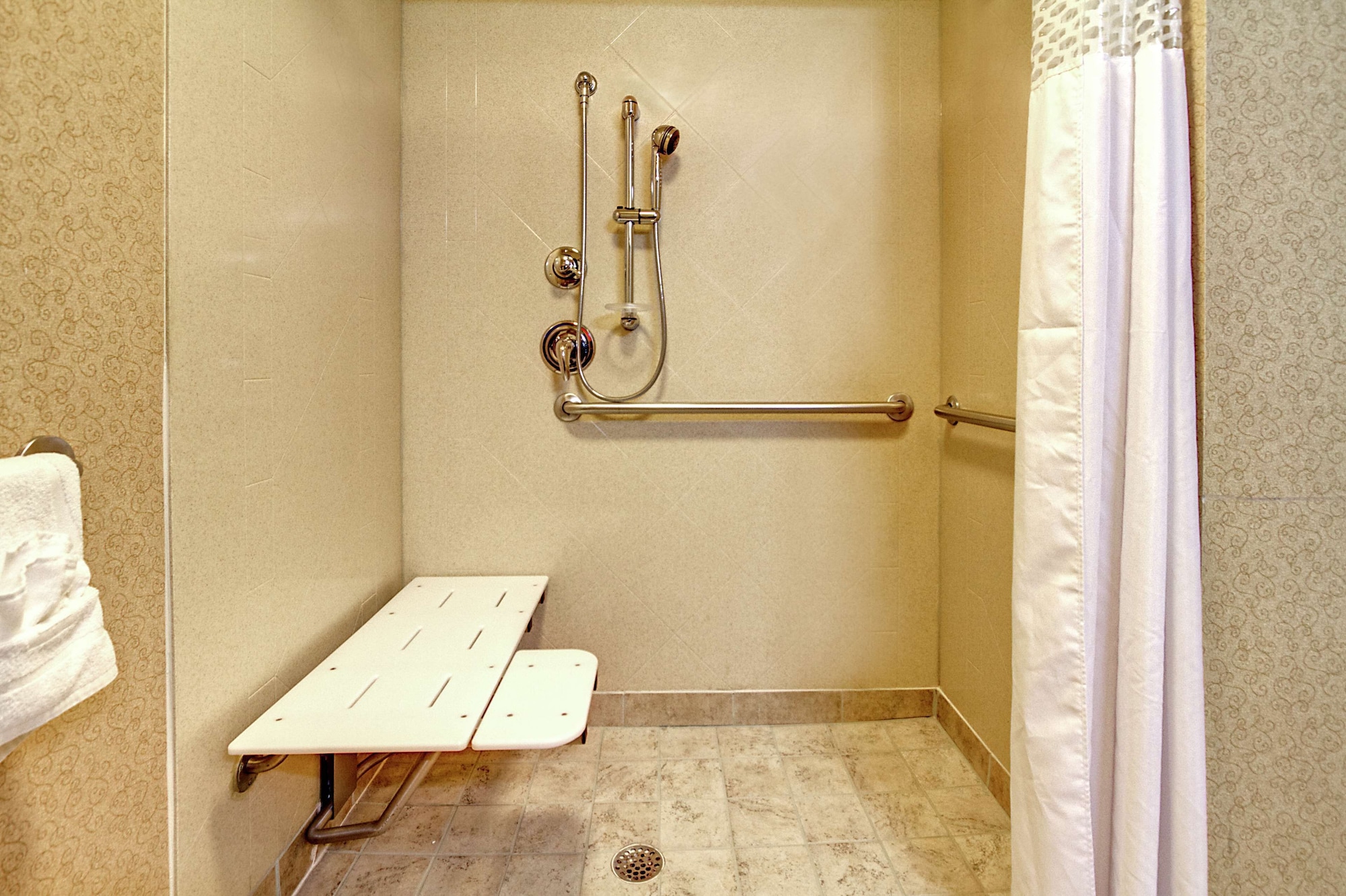 hampton inn and suites lebanon