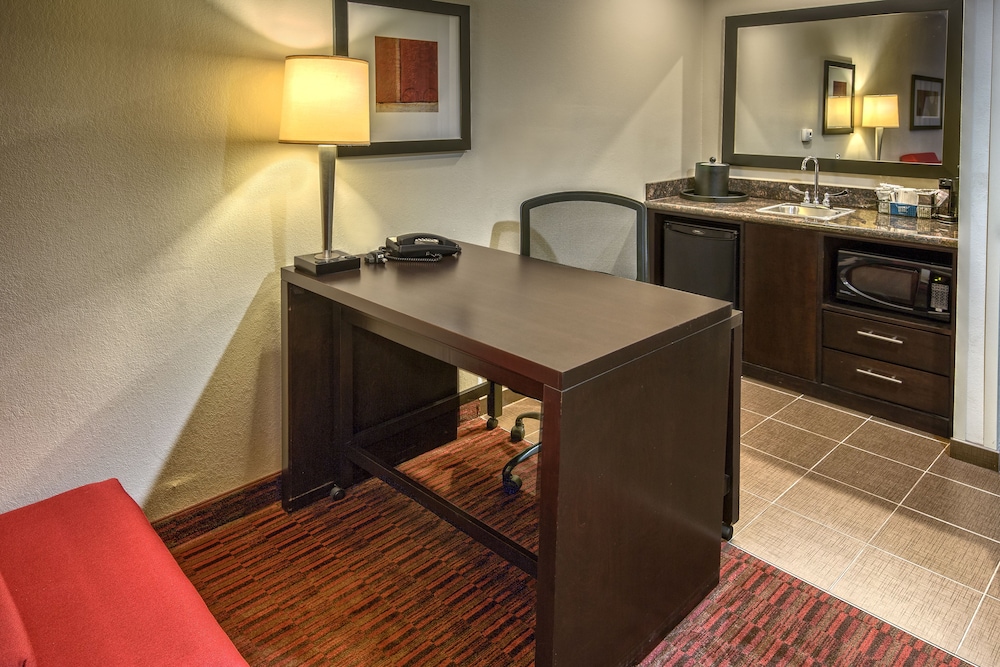 hampton inn and suites lebanon