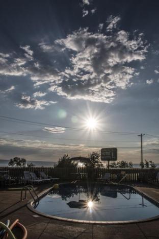 Birchmont Motel,Marquette>>Harvey,2 star