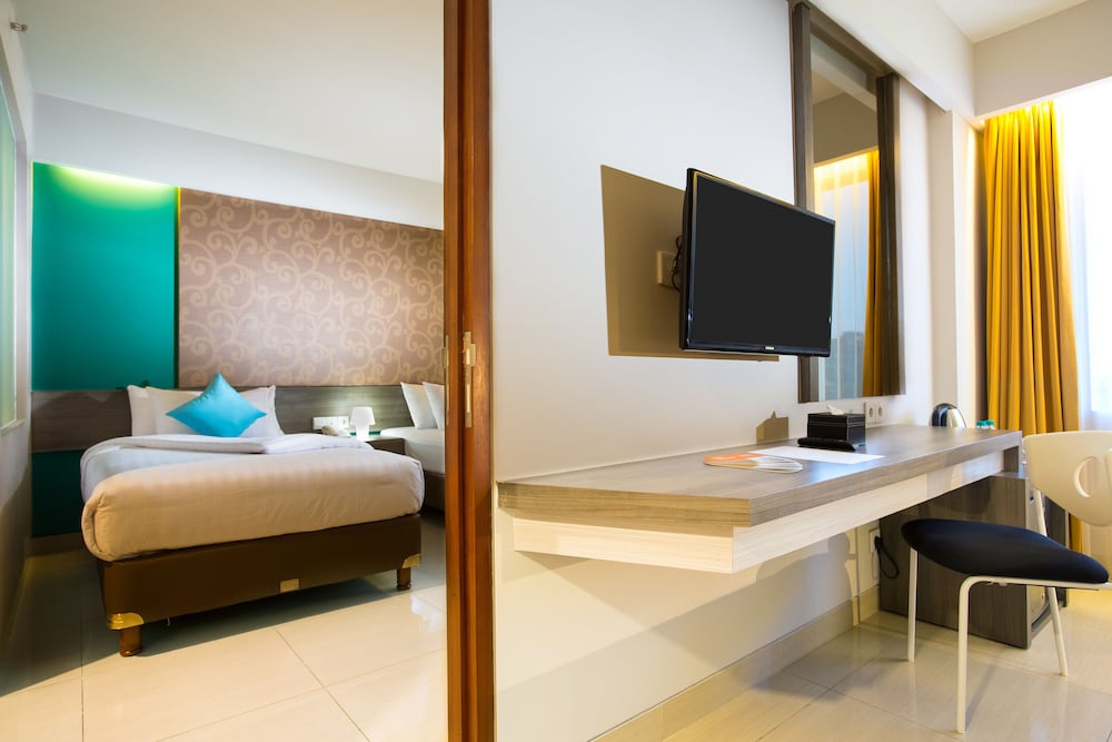 siesta legian hotel