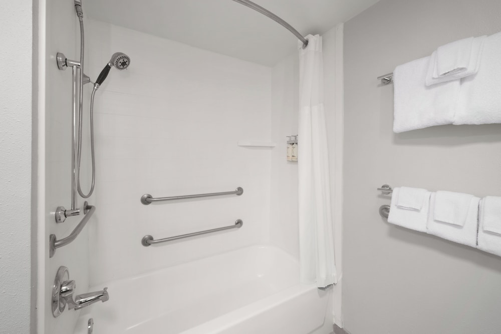 holiday inn express greenville by ihg