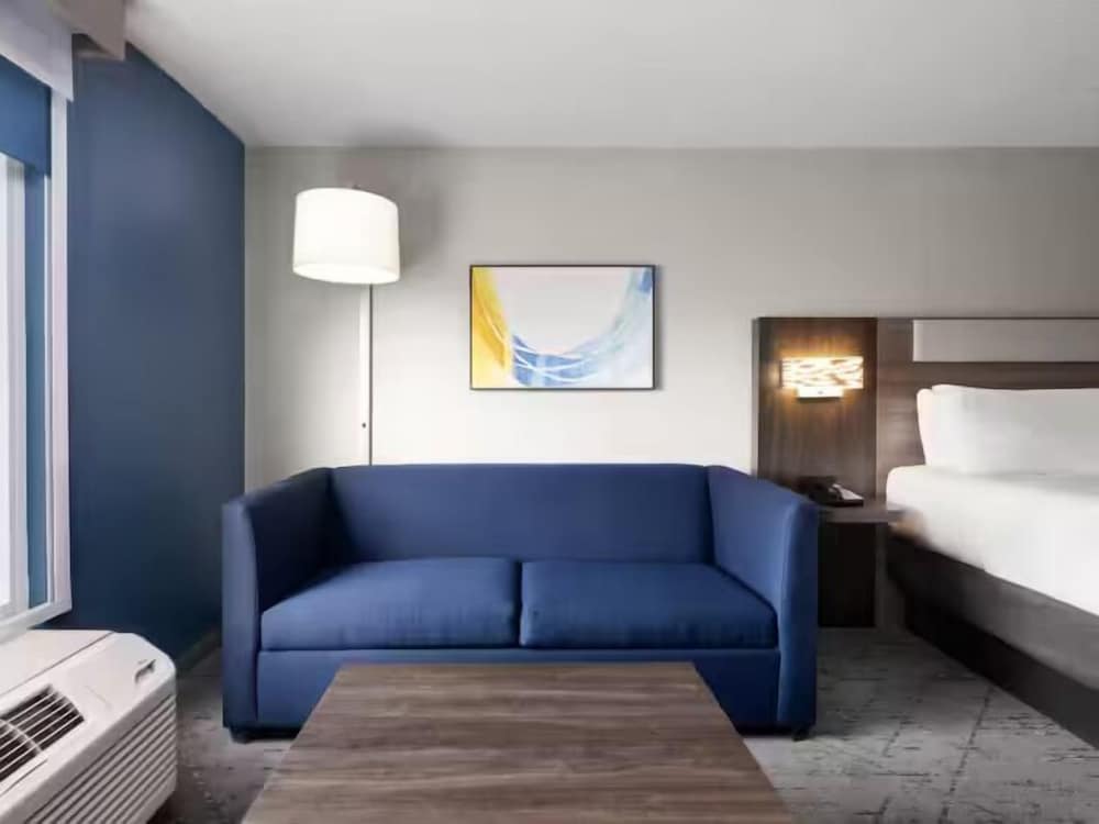 holiday inn express greenville by ihg