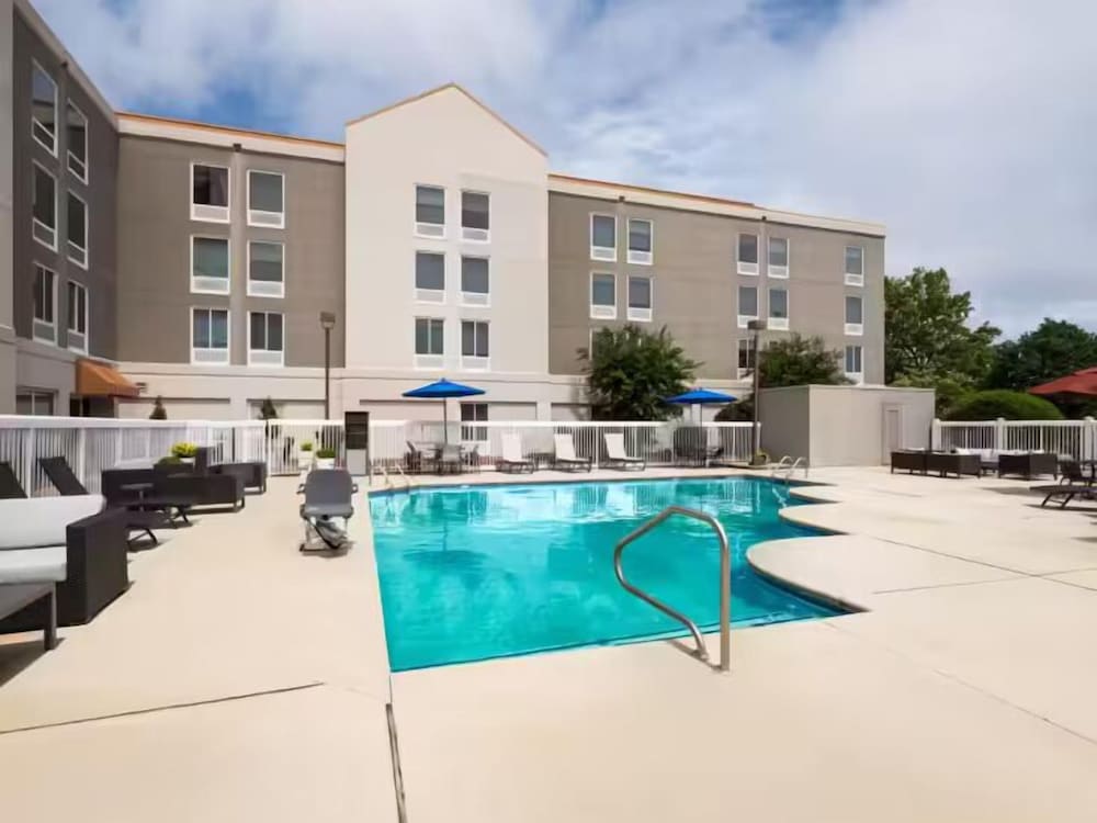 holiday inn express greenville by ihg