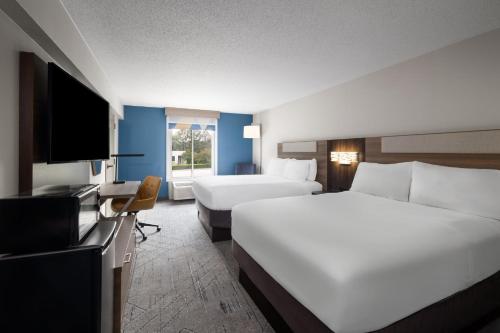 holiday inn express greenville by ihg