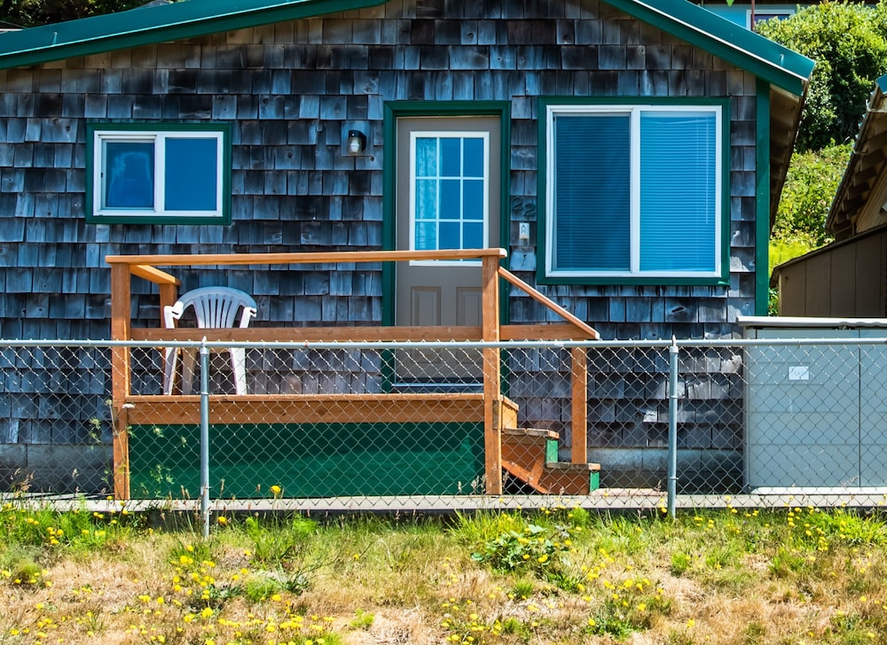 oceanside ocean front cabins