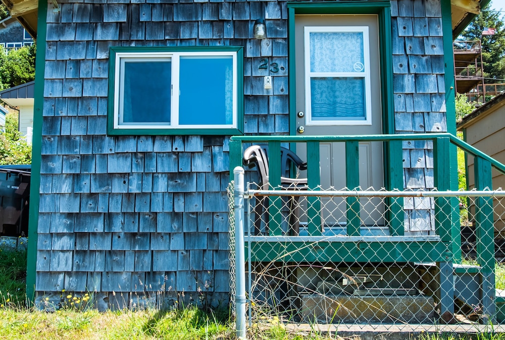oceanside ocean front cabins