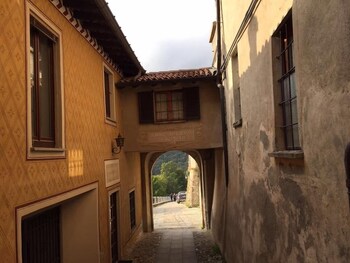 albergo sacro monte varese