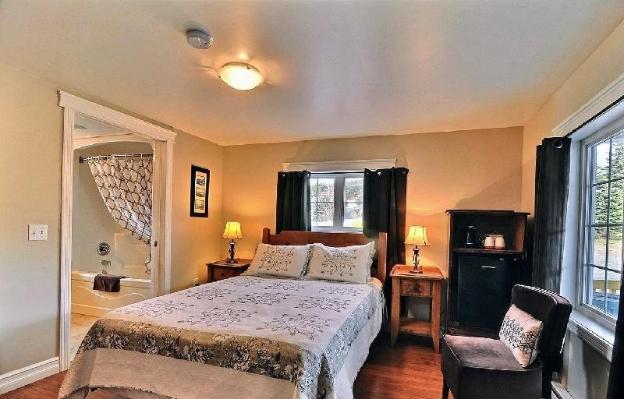 crows nest inn
