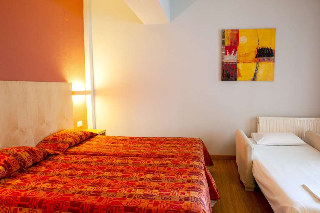 kronos hotel