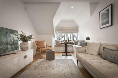 rohan rise lakes escape ambleside