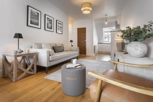 rohan rise lakes escape ambleside