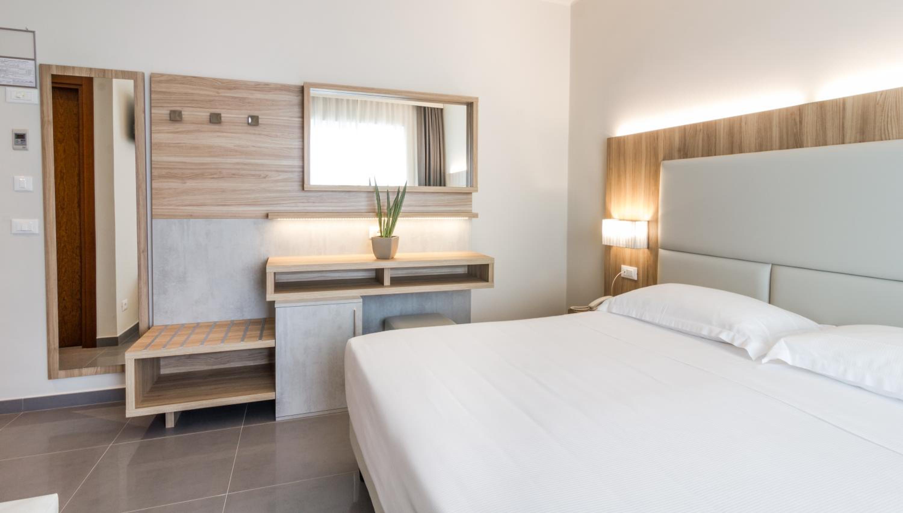 hotel meridiano