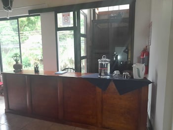 Alisson Hotel & Restaurant,,2 star