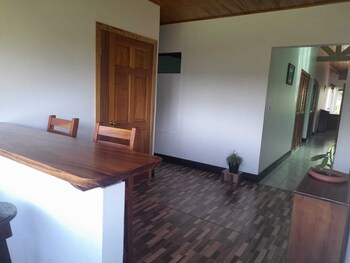 Alisson Hotel & Restaurant,,2 star