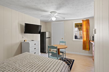 beach motel and suites