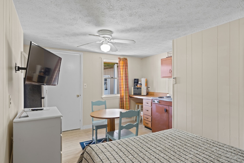 beach motel and suites