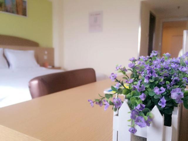7 days inn zhengzhou renin road metro station daweicheng