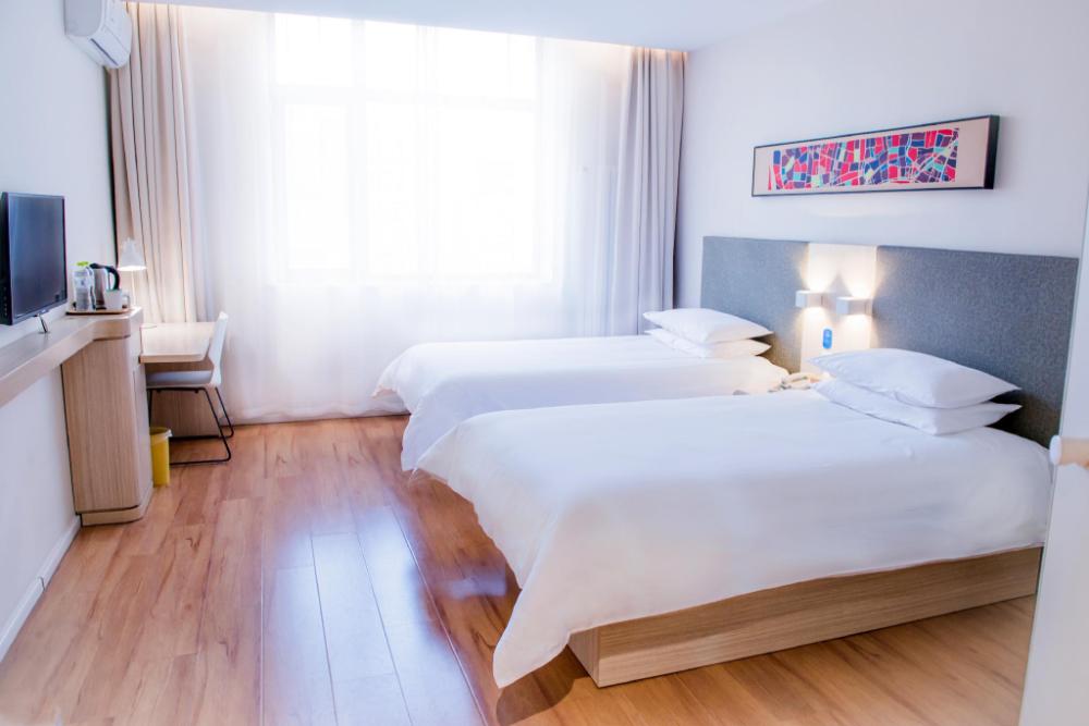 hanting hotel jinan quancheng square chaoshan street