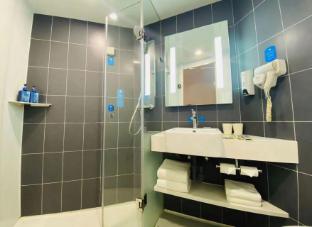 hanting hotel jinan quancheng square chaoshan street