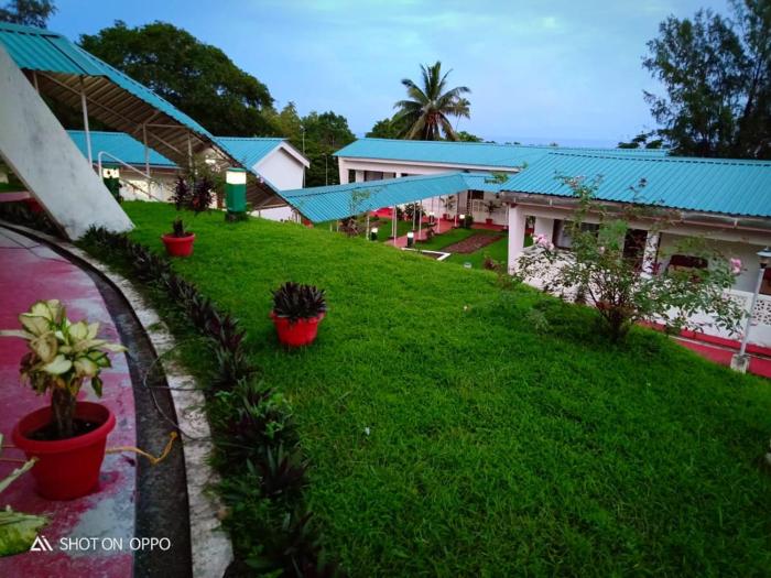 hornbill nest resort