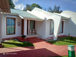 hornbill nest resort