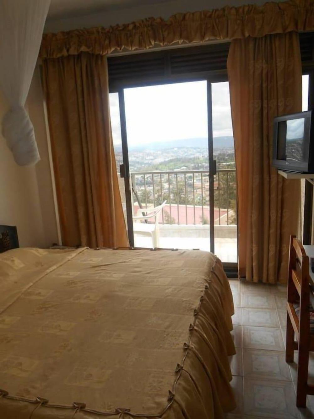 okapi hotel
