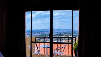 okapi hotel