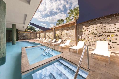 vibe hotel darwin waterfront