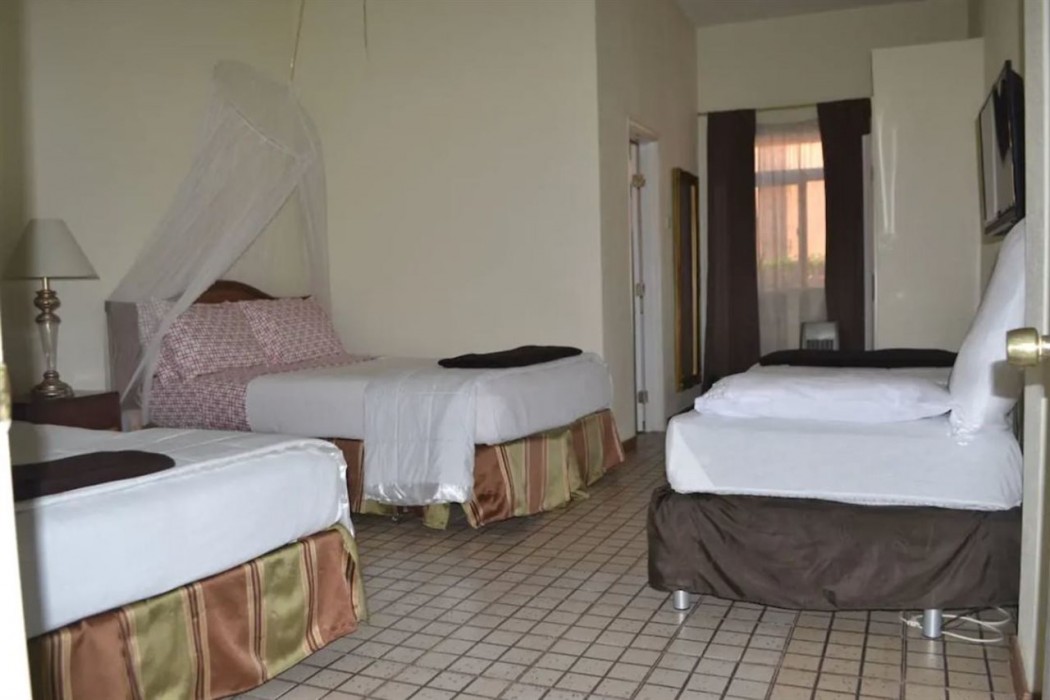 executive airport hotel