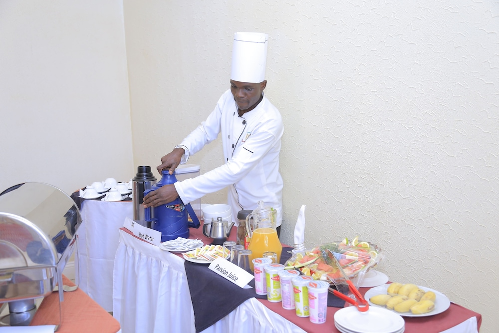 executive airport hotel